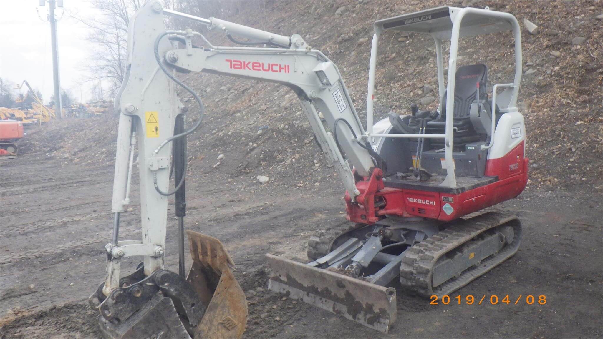 Mini-Excavator